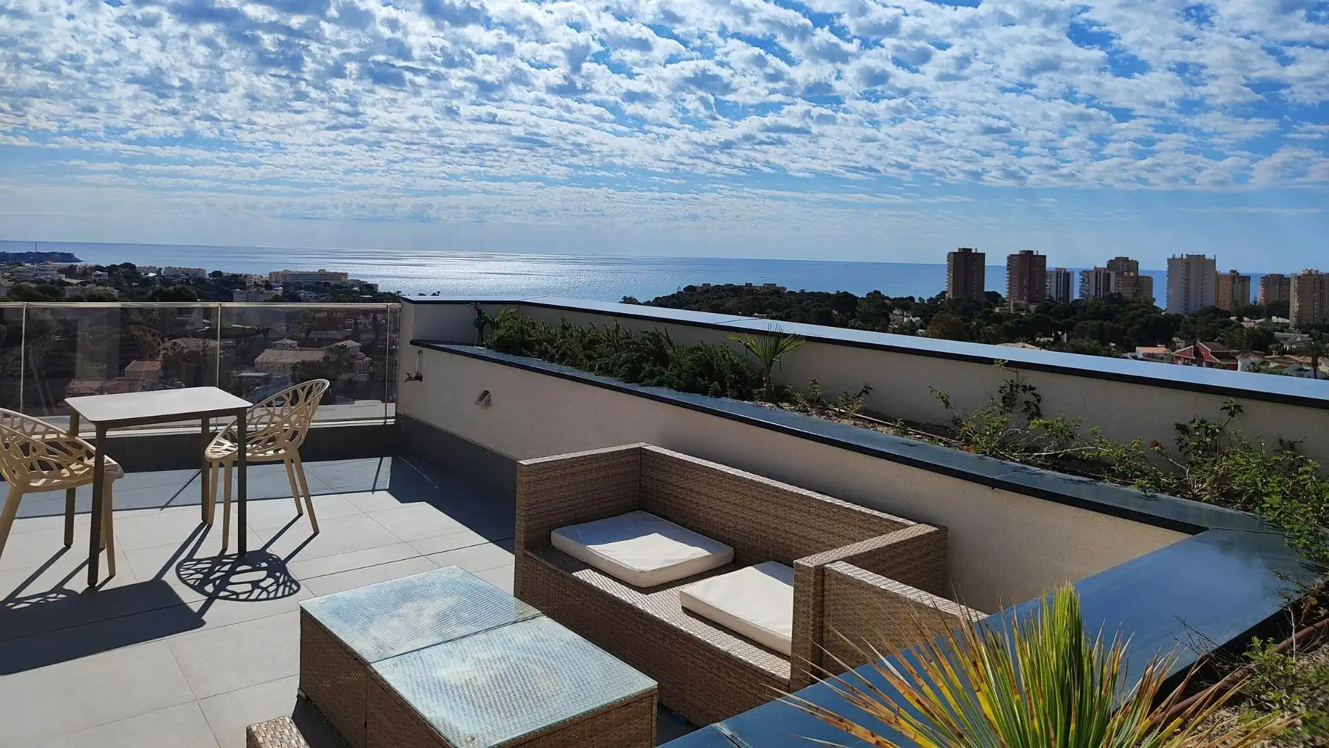 Terrace of Ground floor for rent in Orihuela  with Air Conditioner, Heating and Private garden