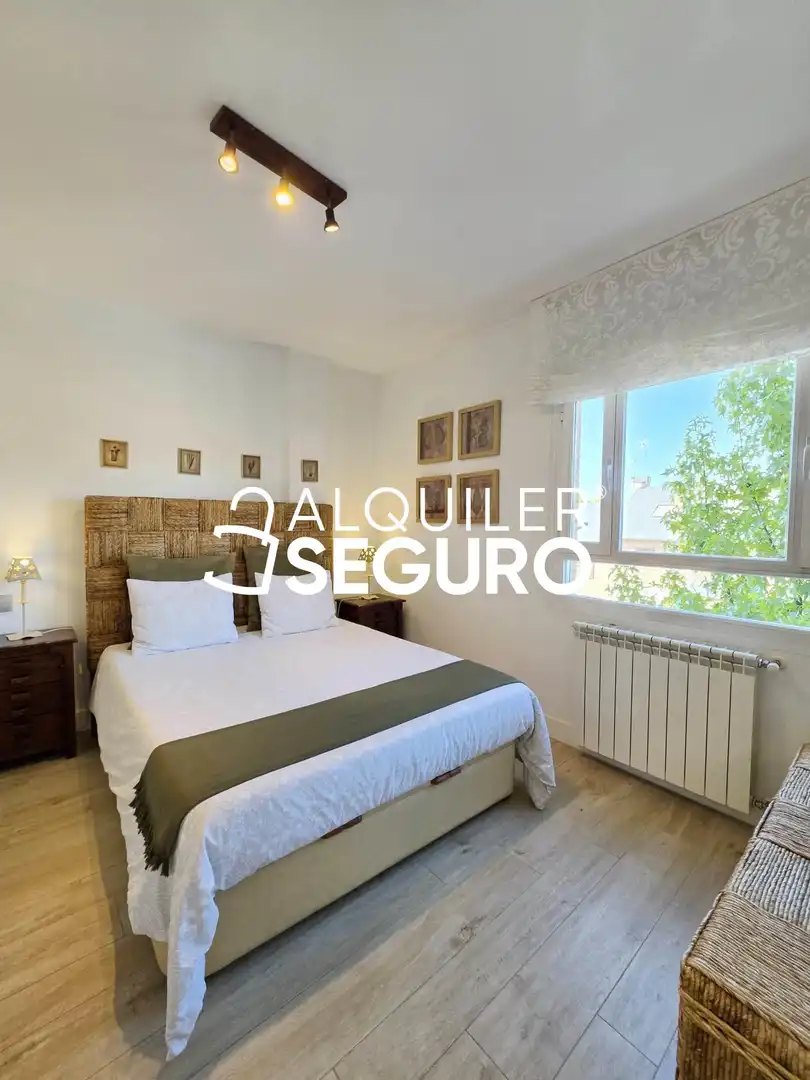 Bedroom of Flat for rent in Boadilla del Monte  with Air Conditioner, Heating and Terrace