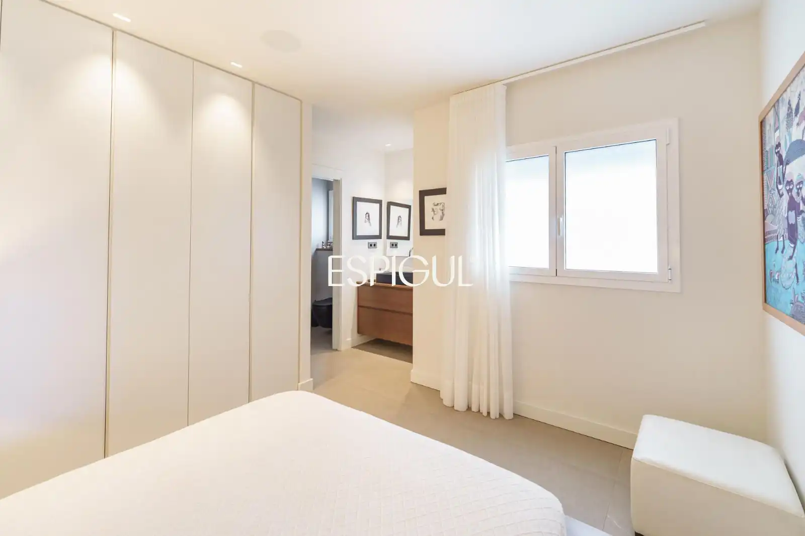 Bedroom of Attic for sale in Barcelona  with Air Conditioner, Heating and Parquet flooring