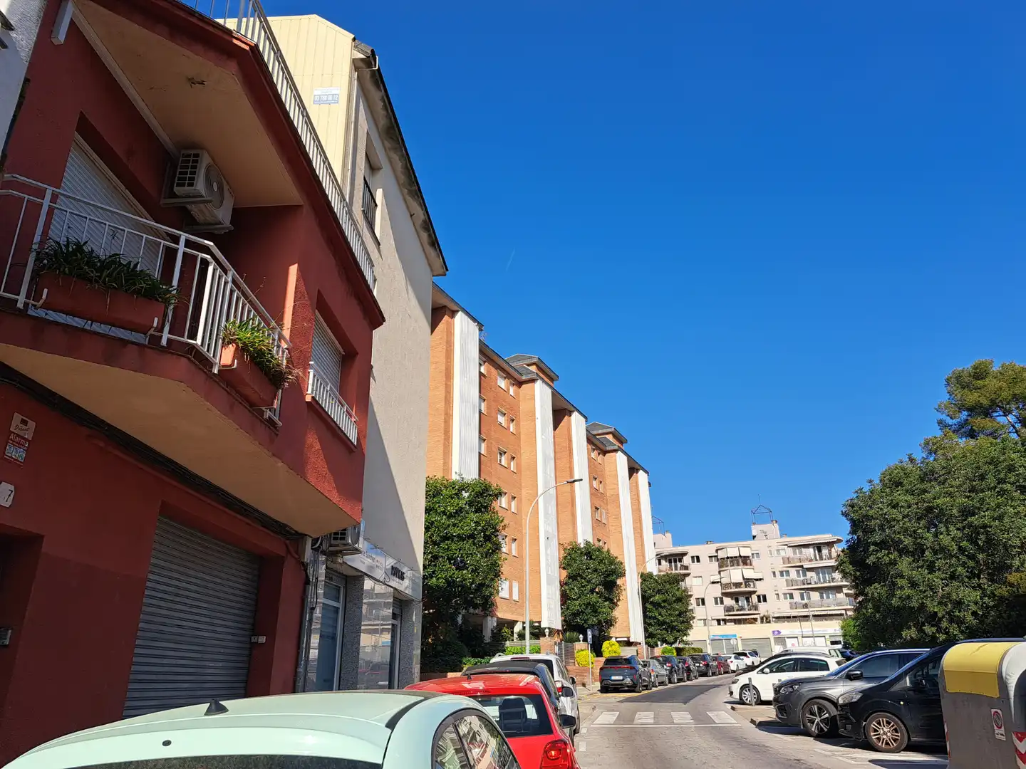 Vista exterior de Casa adosada en venta en Castelldefels con Terraza y Balcón
