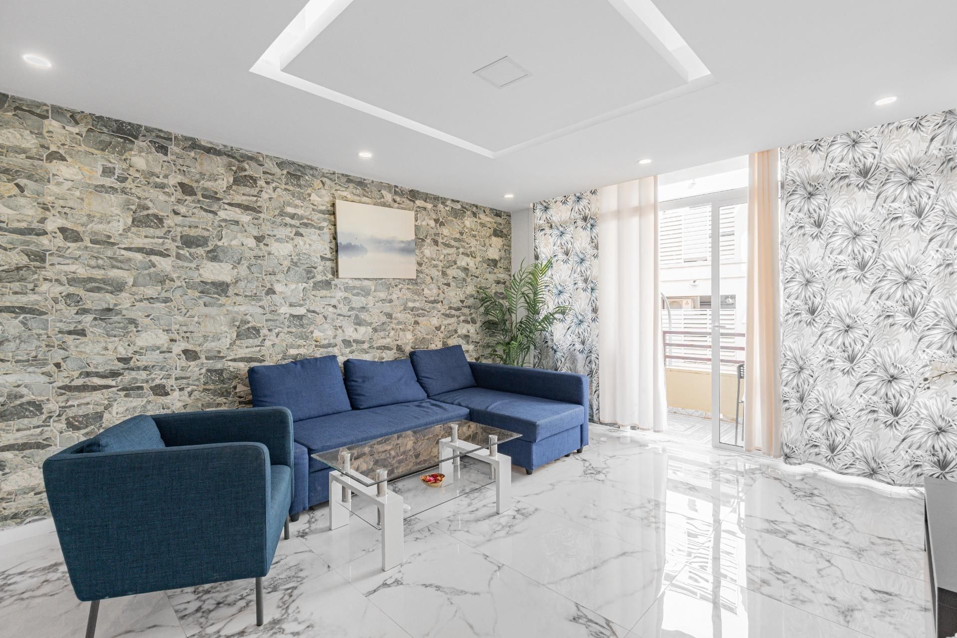 Living room of Flat for sale in  Palma de Mallorca  with Air Conditioner, Storage room and Balcony