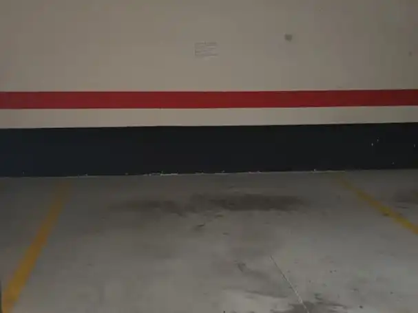 Parkplatz von Garage zur Miete in Vélez-Málaga