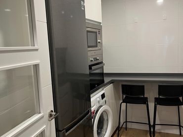 Flat with balcony to rent in Sur