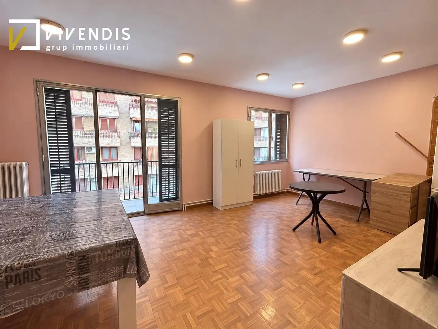 Piso con balcón en venta en Rambla FERRAN