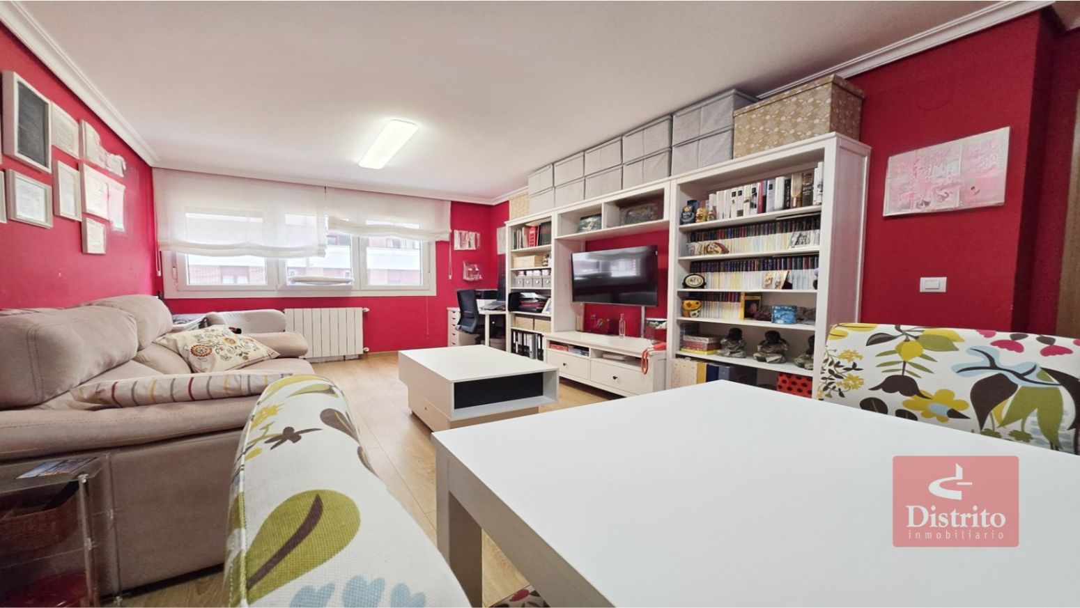 Sala d'estar de Pis en venda en Santander amb Calefacció, Jardí privat i Traster