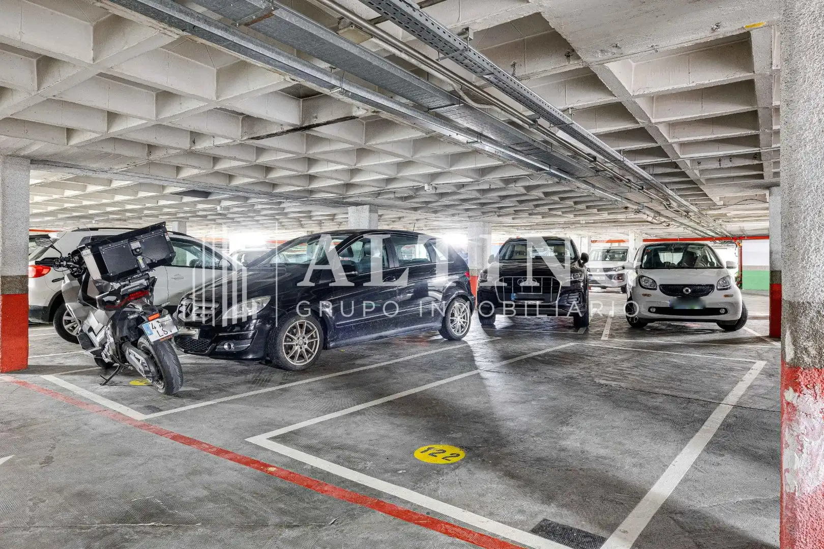 Aparcament de Garatge en venda en Barcelona