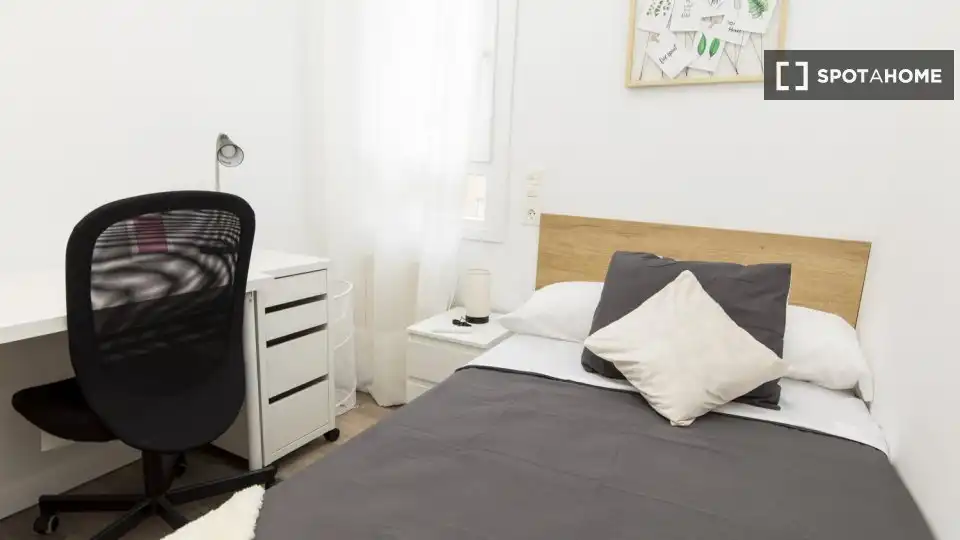 Room in Zaragoza, Zaragoza