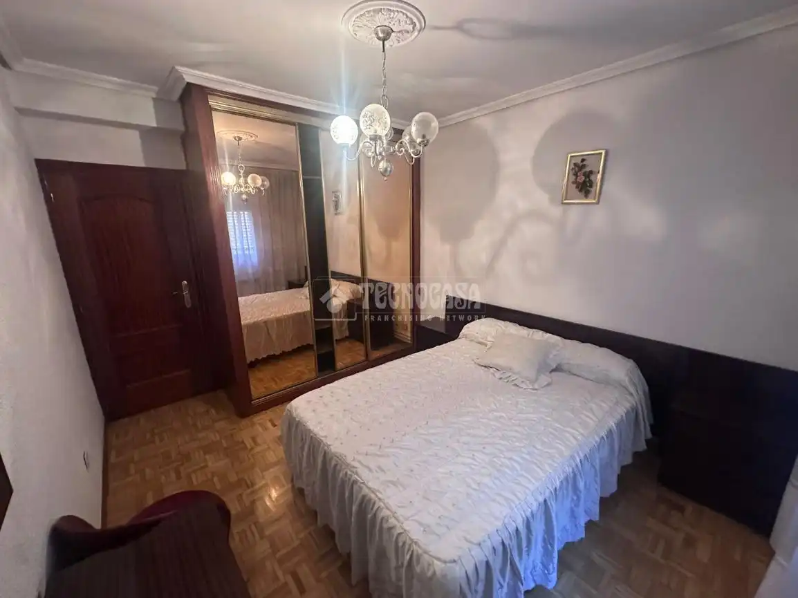 Piso en venta en C. Margaritas, Centro