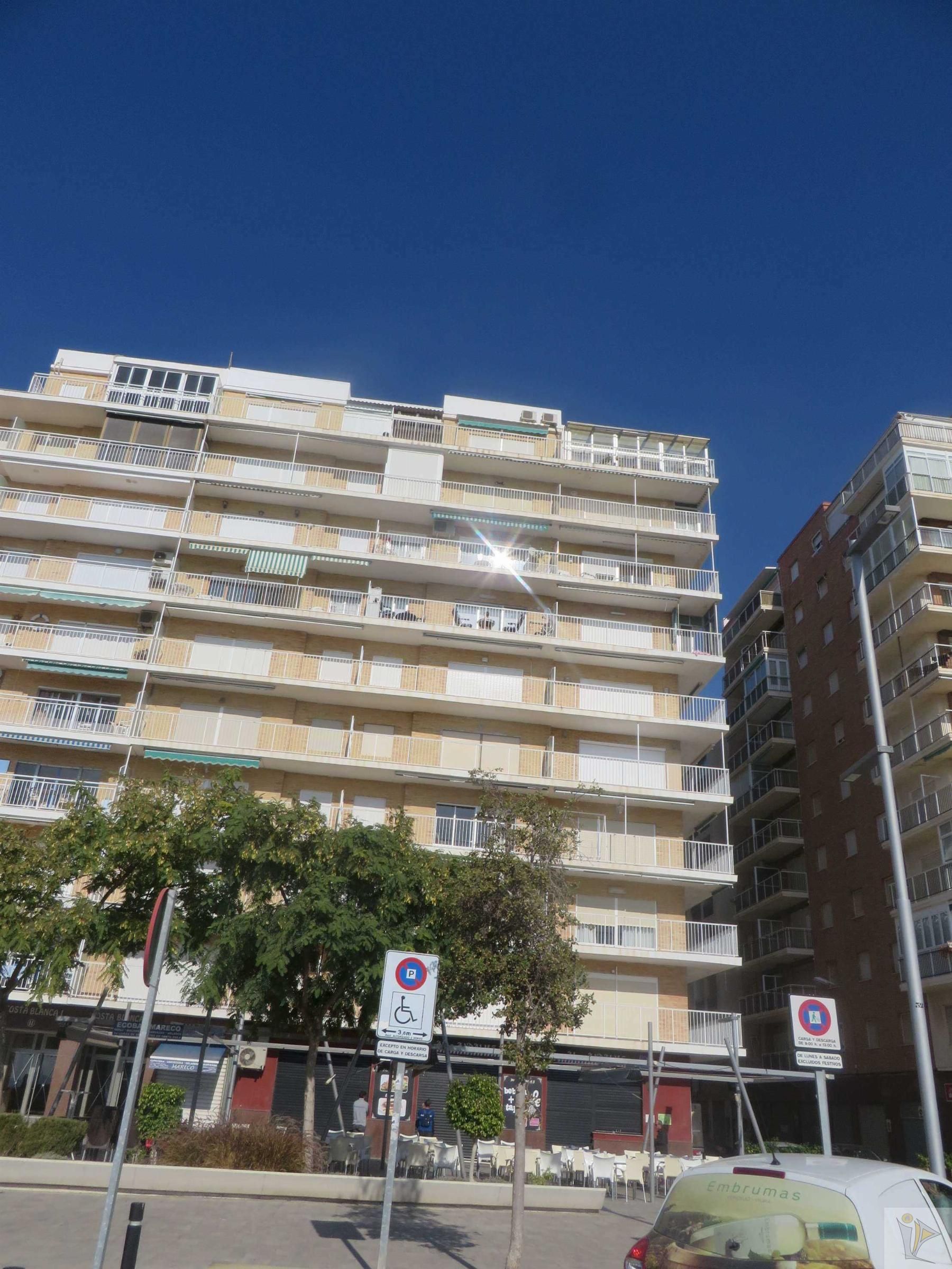 Vista exterior de Àtic en venda en Santa Pola