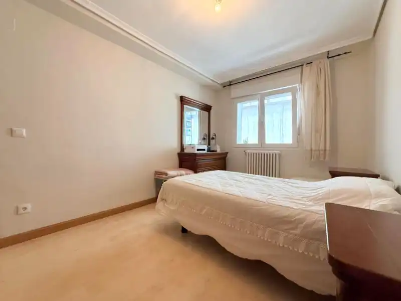 Habitación de Piso en venta en Valladolid con Calefacción y Balcón