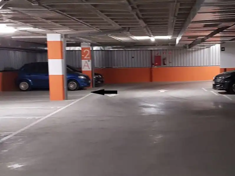 Garage for rent in Calle de Hilarión Eslava, Gaztambide