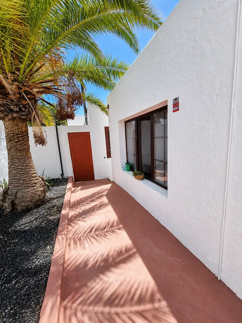 Vista exterior de Estudio en venta en Antigua con Aire acondicionado, Amueblado y Piscina comunitaria