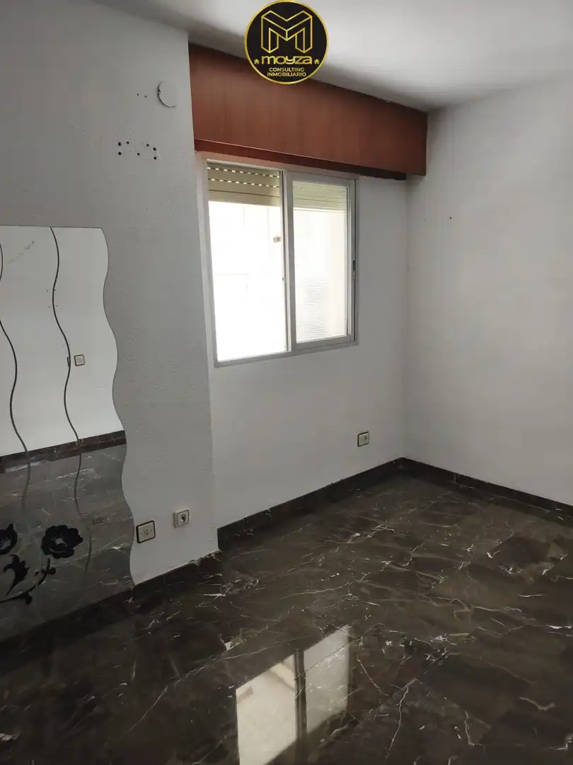 Piso con terraza en venta en Peñamefecit - Avda Barcelona, imagen 5