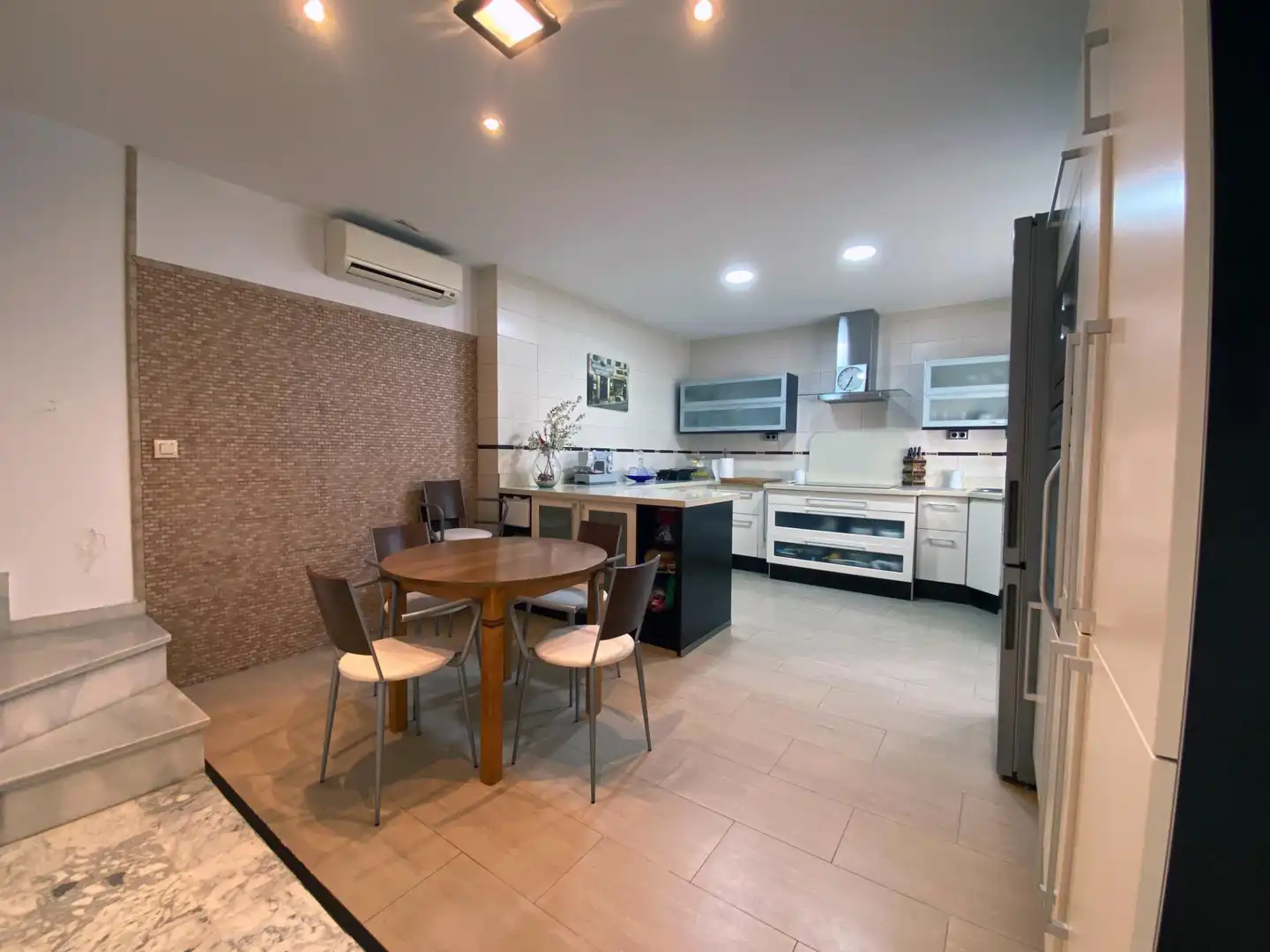 Cocina de Casa o chalet en venta en Camas con Aire acondicionado y Calefacción