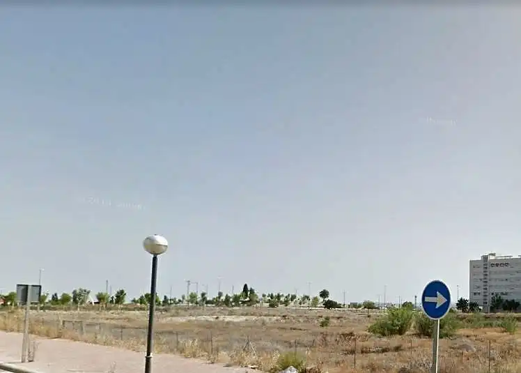 Terreni e lotti in vendita a Renfe - Bulevar 1ª y 2ª Fase, imagen 6