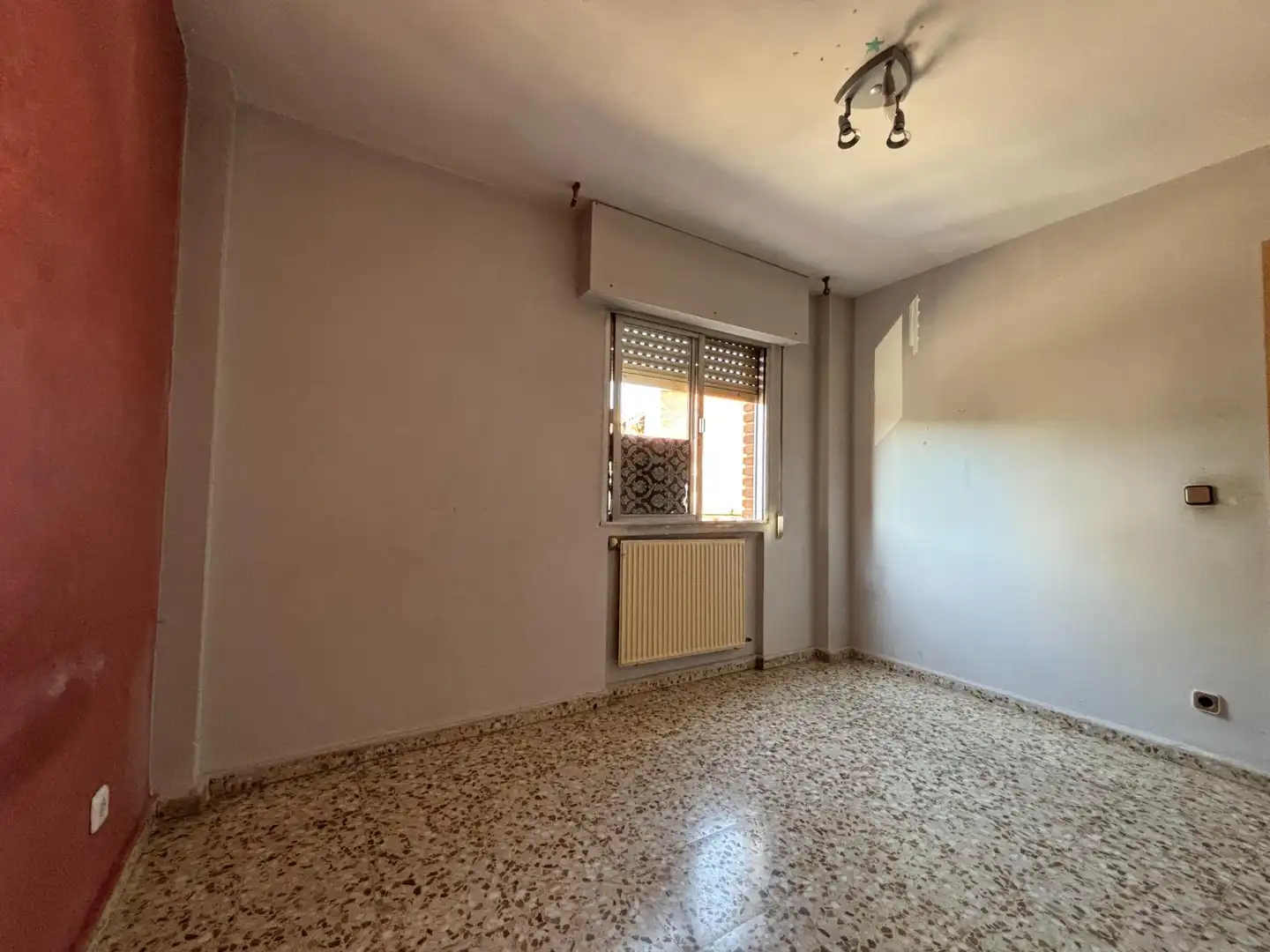 Dormitori de Pis en venda en Fuenlabrada amb Calefacció, Terrassa i Balcó