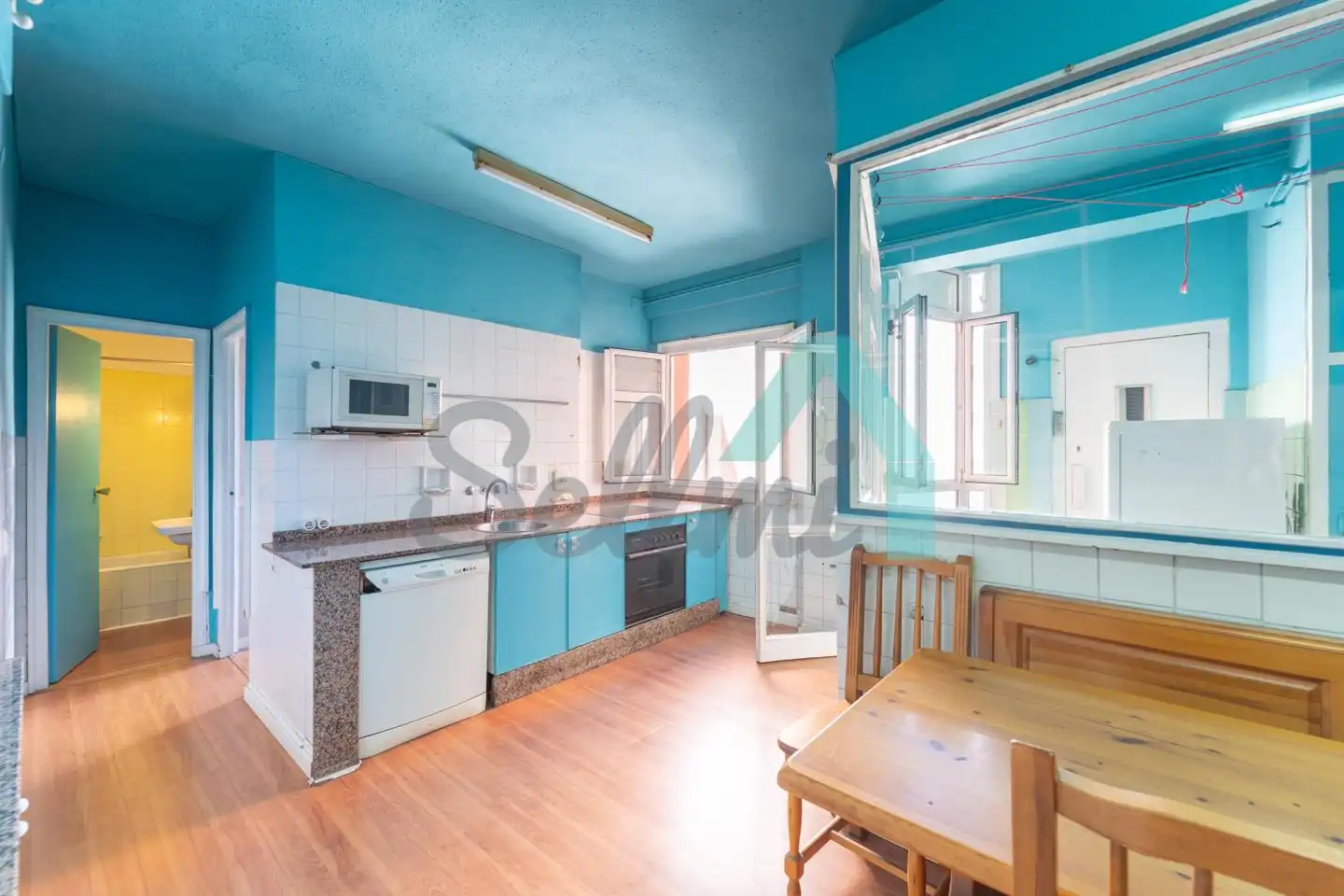 Cocina de Piso en venta en Oviedo  con Calefacción, Parquet y Terraza