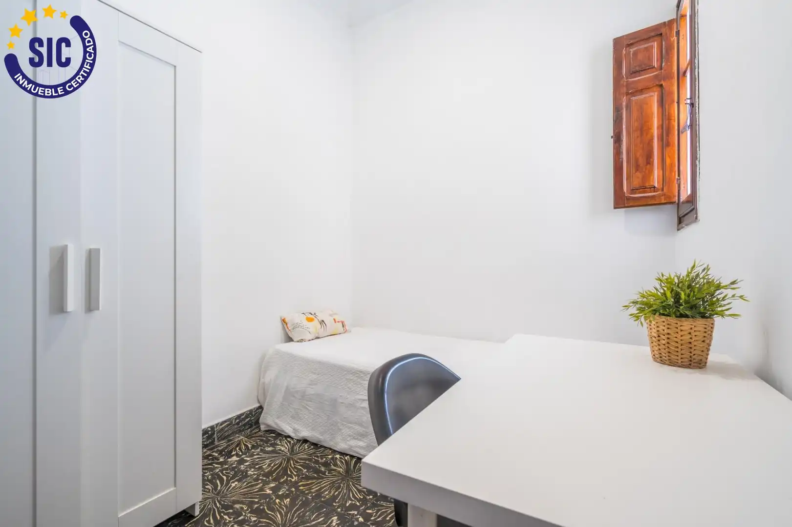 Flat with terrace for sale in Calle EUGENIA VIÑES, imagen 29