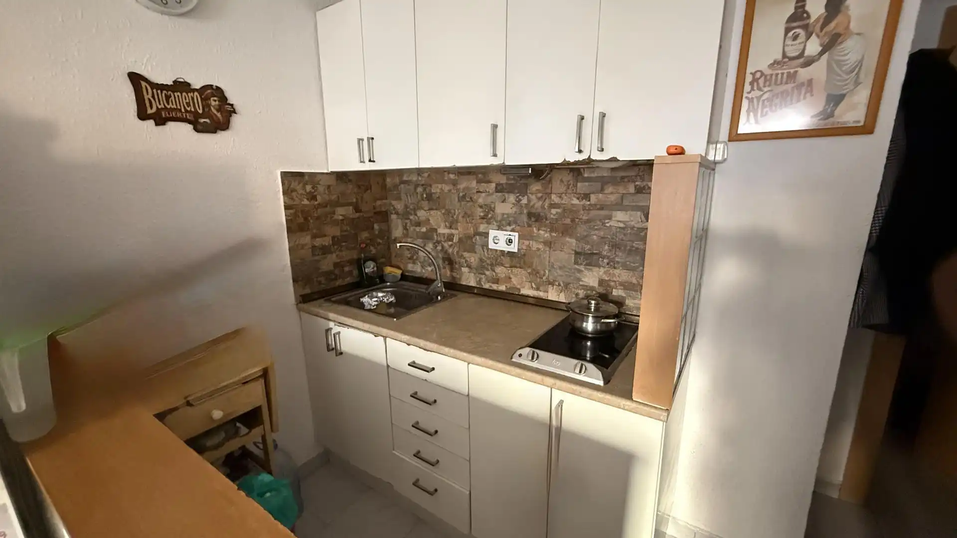 Küche von Gebäude zum Verkauf in Esplugues de Llobregat
