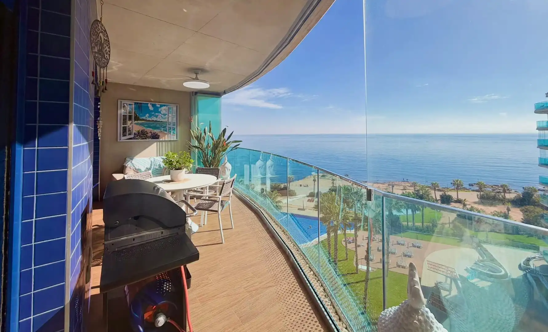 Apartamento con terraza en venta en Calle POSEIDON
