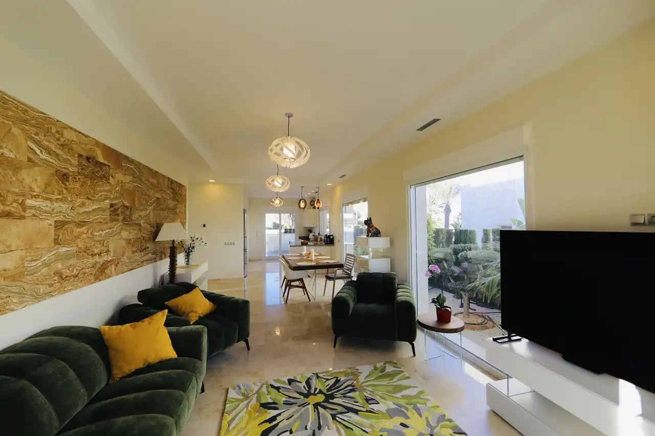Chalet con piscina en venta en Orihuela Costa, imagen 4