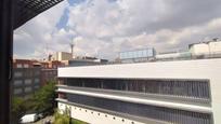 Exterior view of Flat to rent in  Madrid Capital  with Air Conditioner, Heating and Terrace