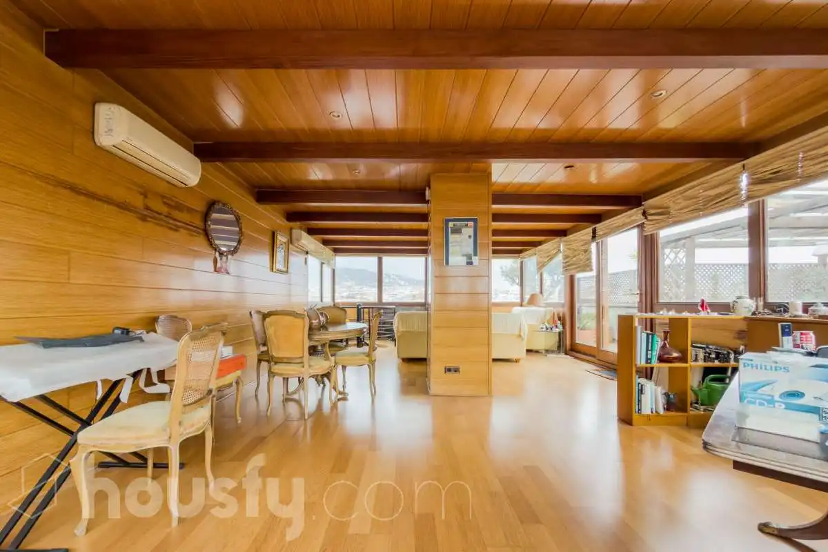 Sala de estar de Piso en venta en Barcelona con Aire acondicionado, Calefacción y Jardín privado