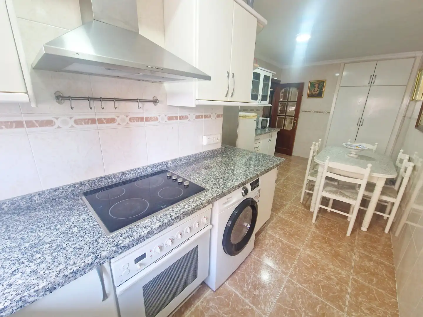 Wohnung zur Miete in C. Poeta Francisco Coronado y Delicado, Martiricos - La Roca - La Rosaleda