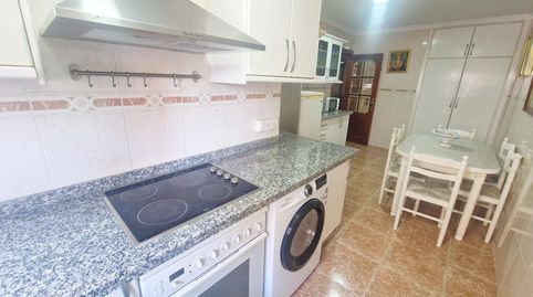 Foto 5 von Wohnung zur Miete in C. Poeta Francisco Coronado y Delicado, Martiricos - La Roca - La Rosaleda, Málaga Capital
