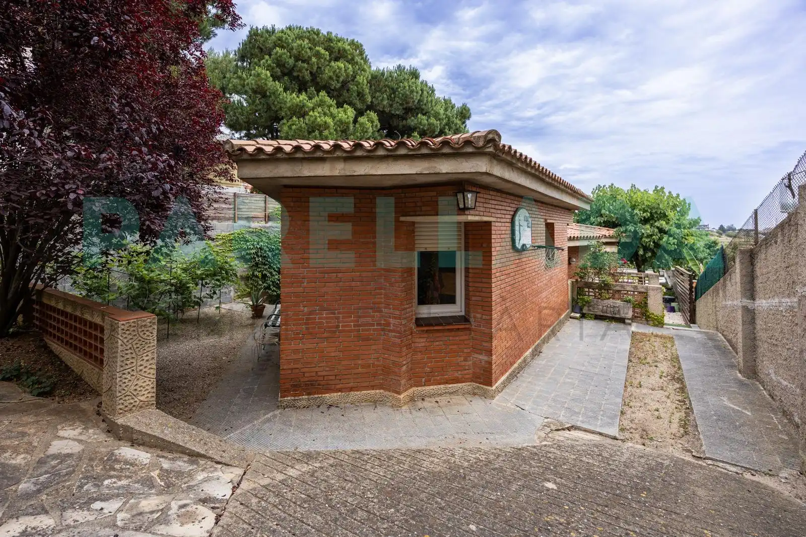 Vista exterior de Casa o chalet en venta en Tiana con Aire acondicionado, Jardín privado y Terraza