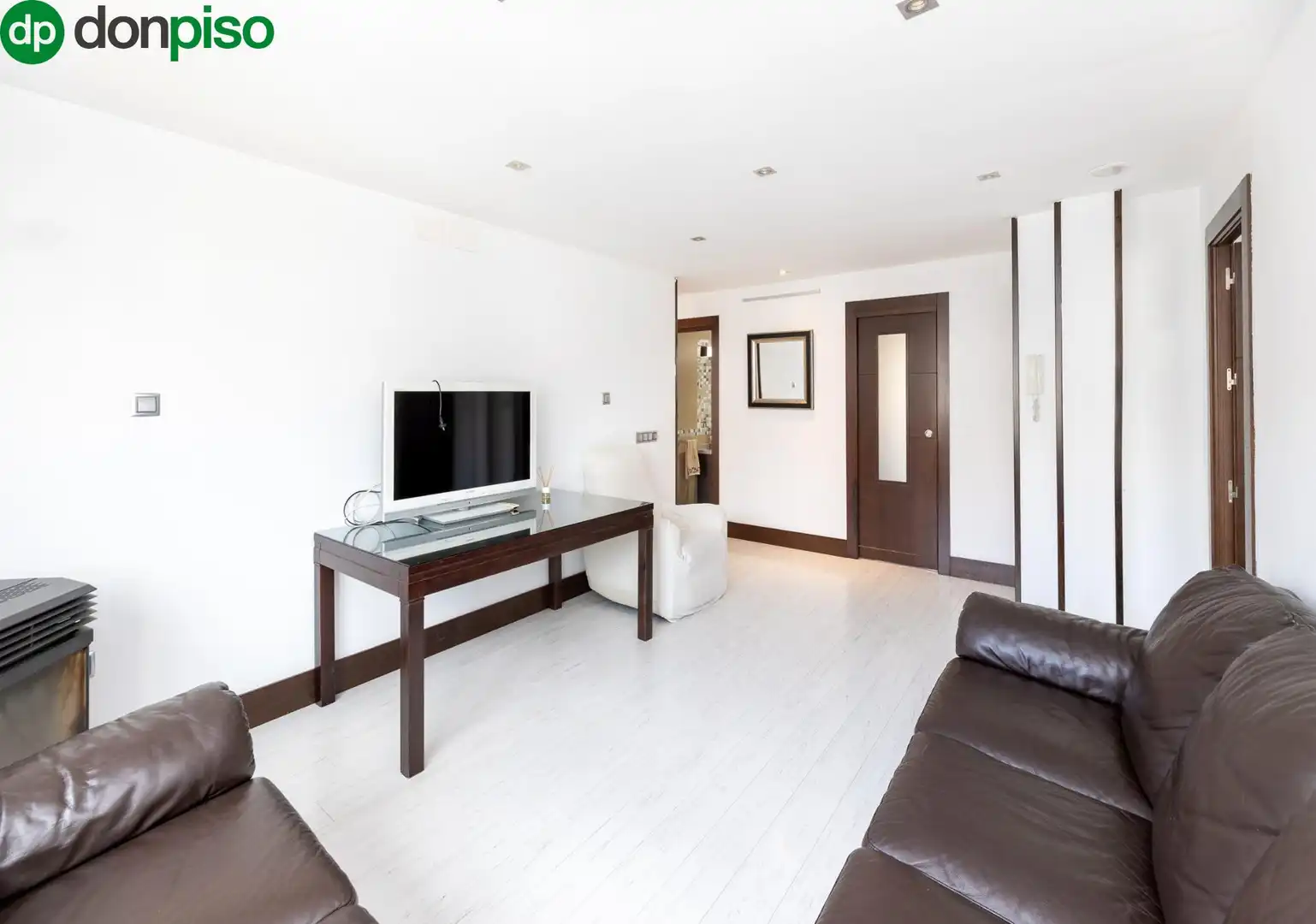 Living room of Flat for sale in Granada  with Air Conditioner