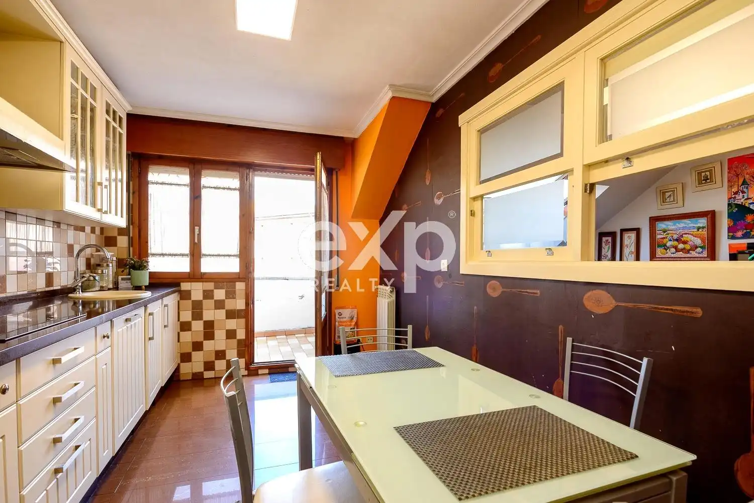 Cuina de Àtic en venda en Langreo amb Calefacció, Terrassa i Traster