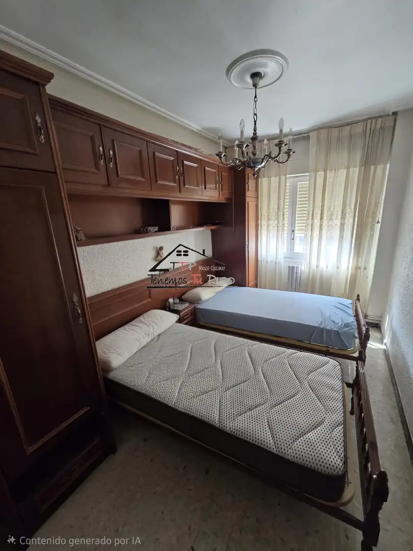 Habitación de Piso en venta en Zaragoza con Calefacción y Terraza