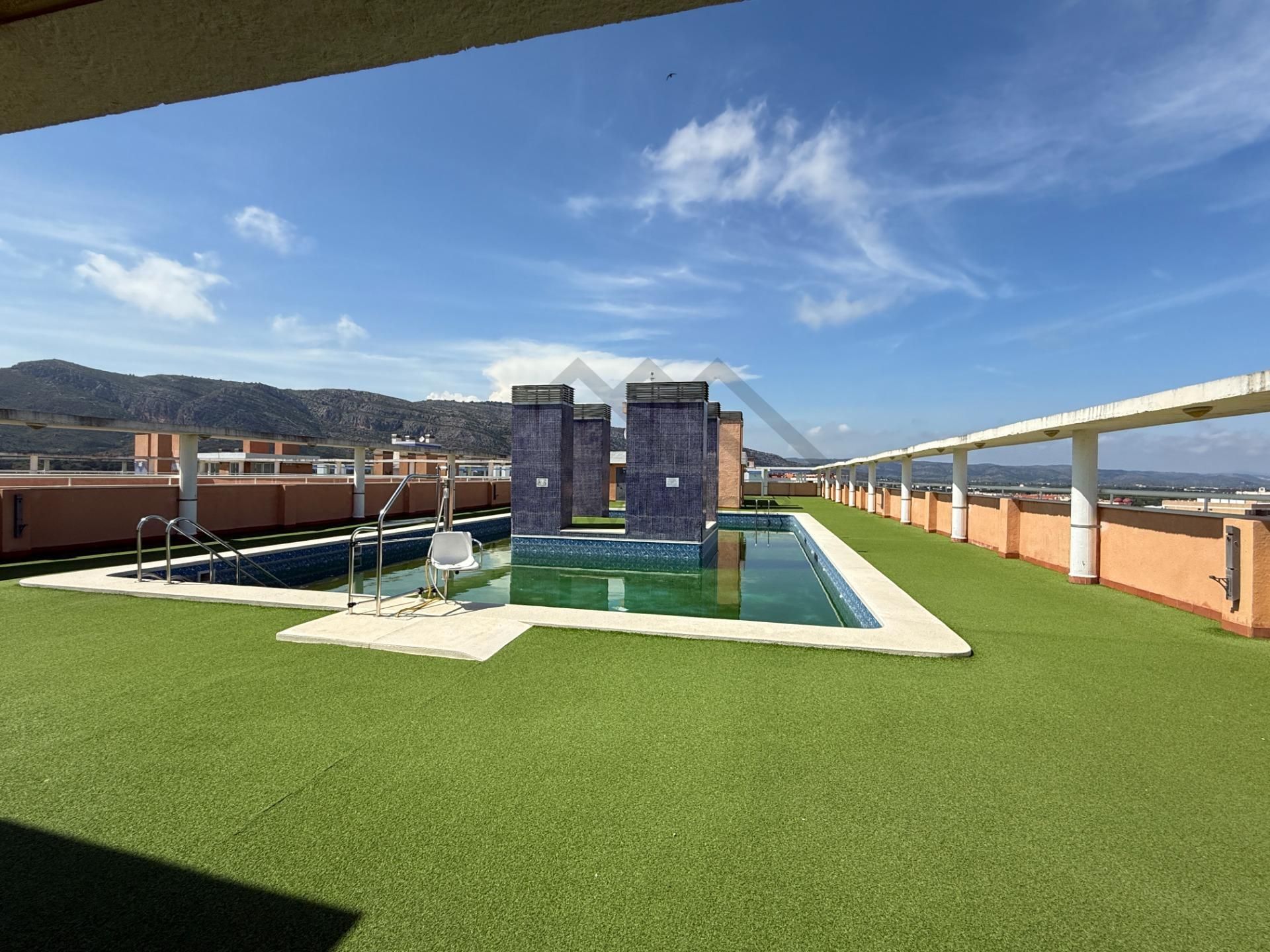 Piscina de Apartament en venda en Oropesa del Mar / Orpesa amb Aire condicionat, Calefacció i Terrassa
