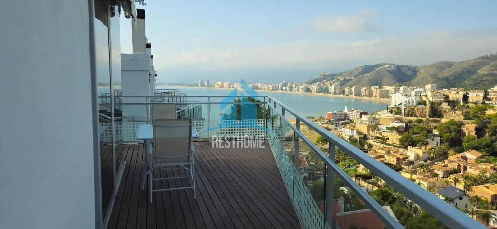 Adosado con terraza en venta en El Faro