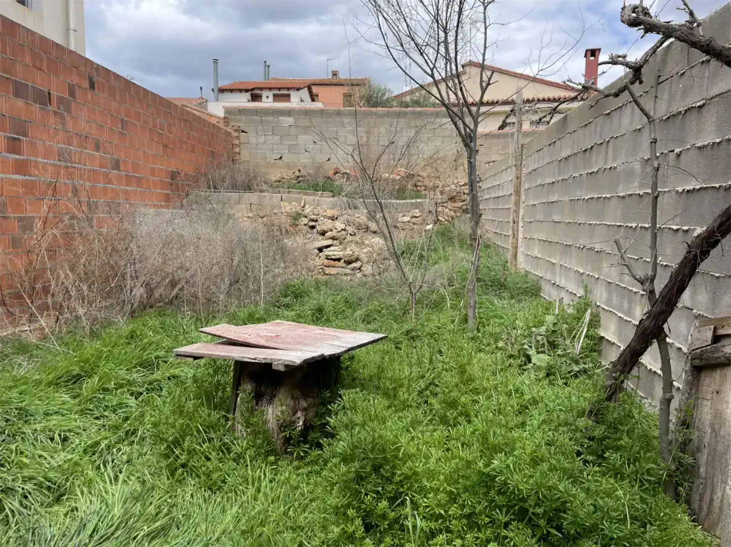 Casa adosada en venta en Castielfabib con Trastero, Amueblado y Horno