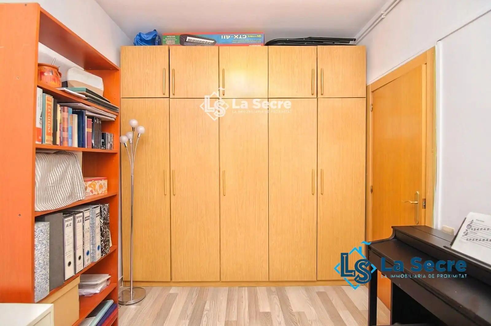 Habitación de Piso en venta en Barcelona con Calefacción y Terraza