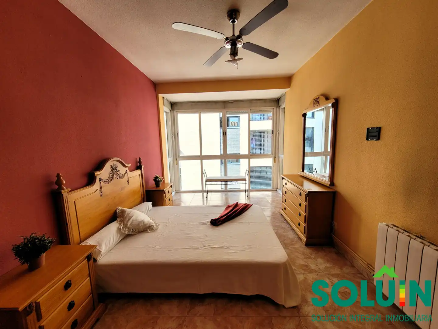 Habitación de Piso en venta en Fuenlabrada con Calefacción, Trastero y Horno