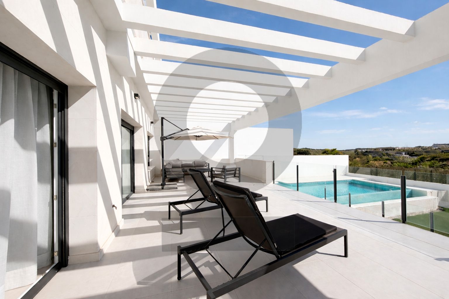 Terrassa de Casa o xalet en venda en Majadahonda amb Aire condicionat, Calefacció i Jardí privat