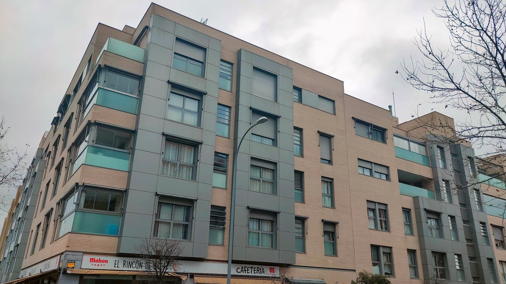 Exterior view of Flat for sale in Alcobendas  with Air Conditioner, Heating and Parquet flooring