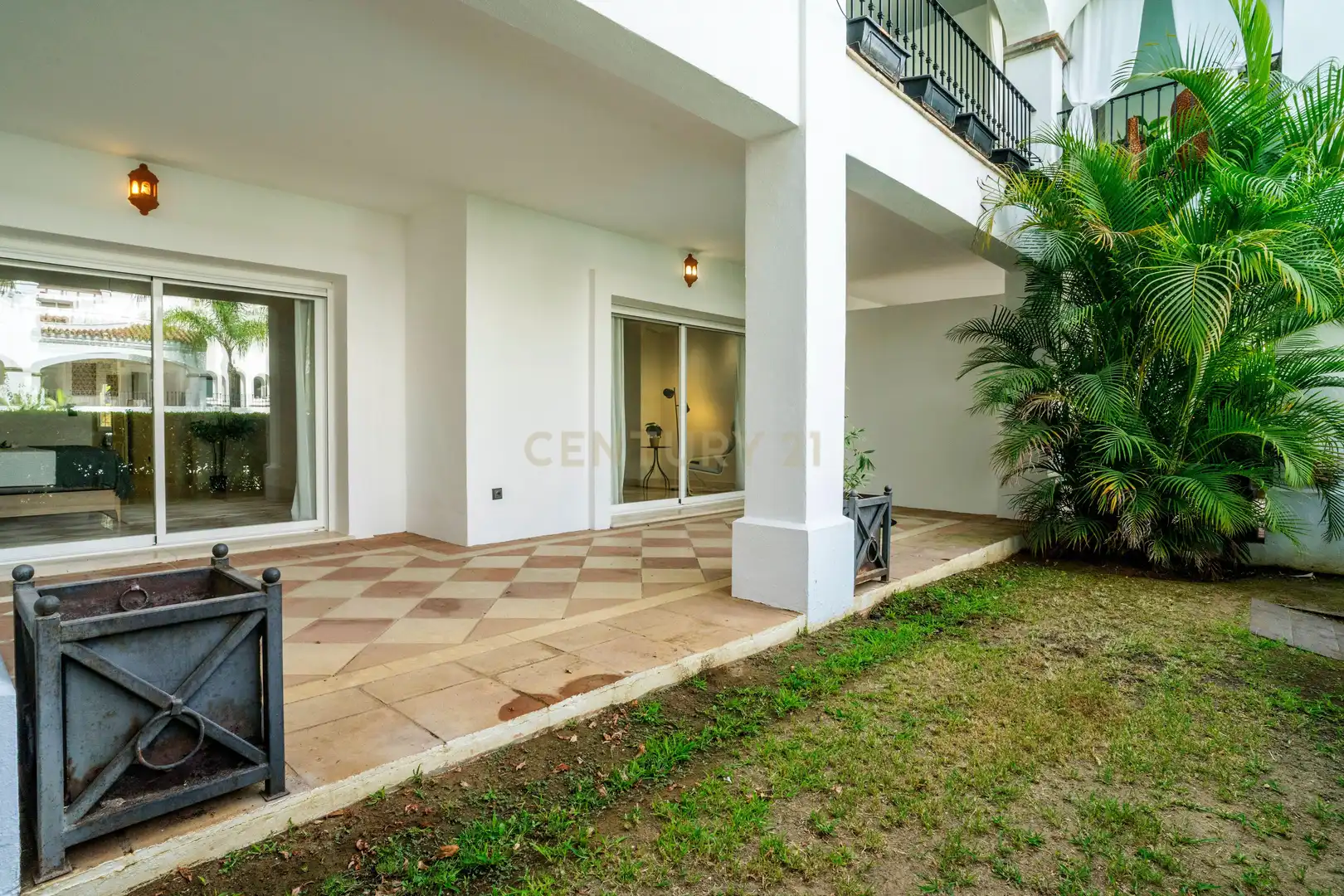 Garten von Wohnungen zum Verkauf in Marbella mit Klimaanlage, Privatgarten und Ofen