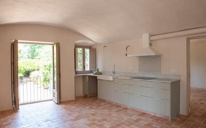Kitchen of Flat to rent in Girona Capital  with Air Conditioner, Heating and Terrace