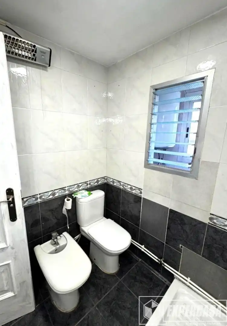 Bathroom of Flat for sale in Xirivella  with Air Conditioner and Heating