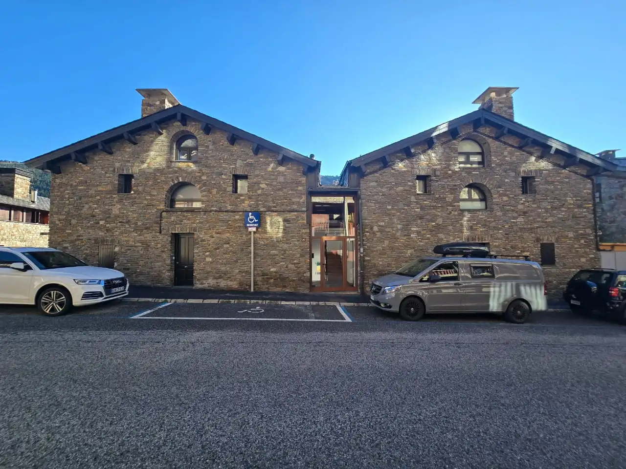 Vista exterior de Apartamento en venta en Canillo con Calefacción, Parquet y Amueblado
