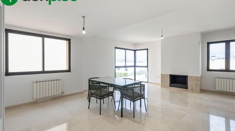 Foto 4 de Casa adosada en venta en Calle Calle Majuelo, Albolote, Granada