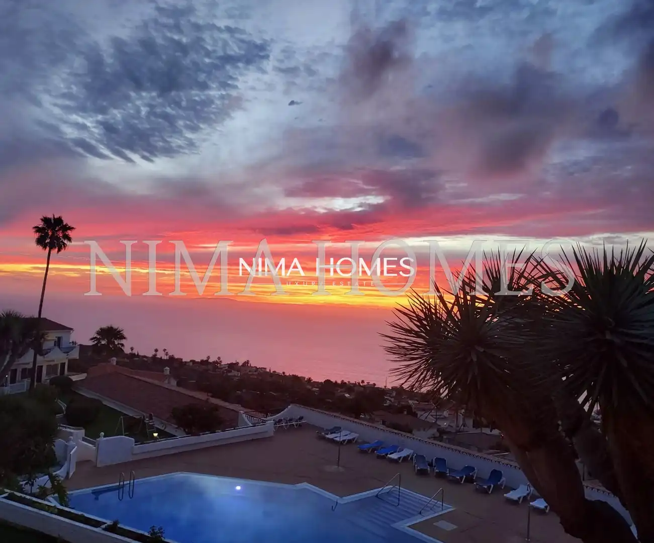 Exterior view of Apartments for sale in Tacoronte  with Air Conditioner, Terrace and Alarm