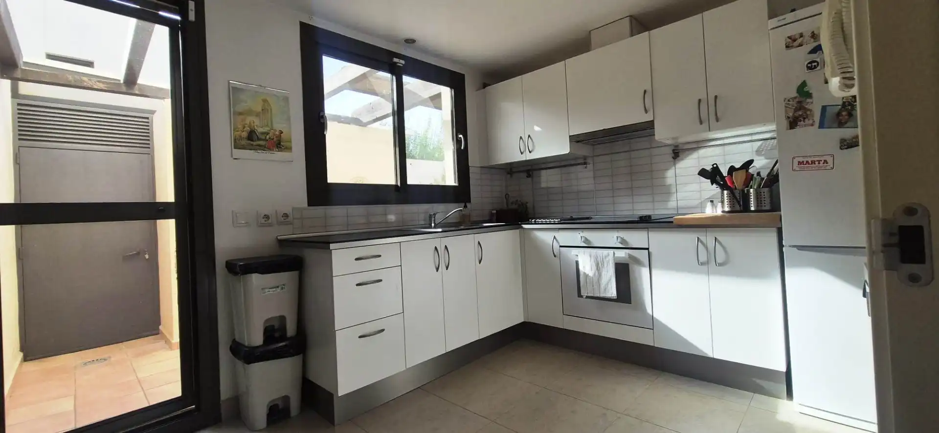 Cocina de Casa adosada en venta en Puerto Real con Aire acondicionado, Jardín privado y Parquet