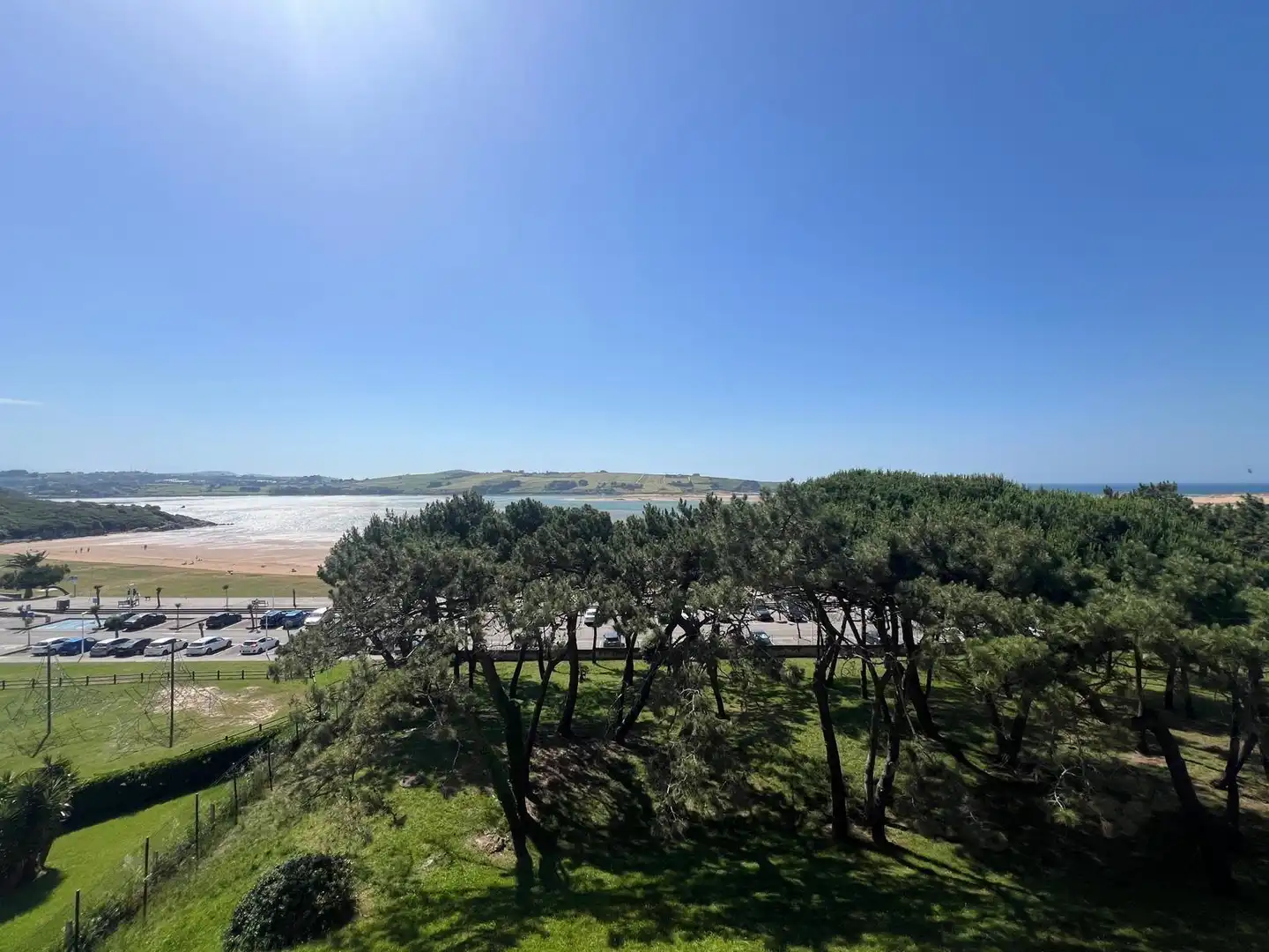 Vista exterior de Pis en venda en Miengo amb Calefacció i Terrassa