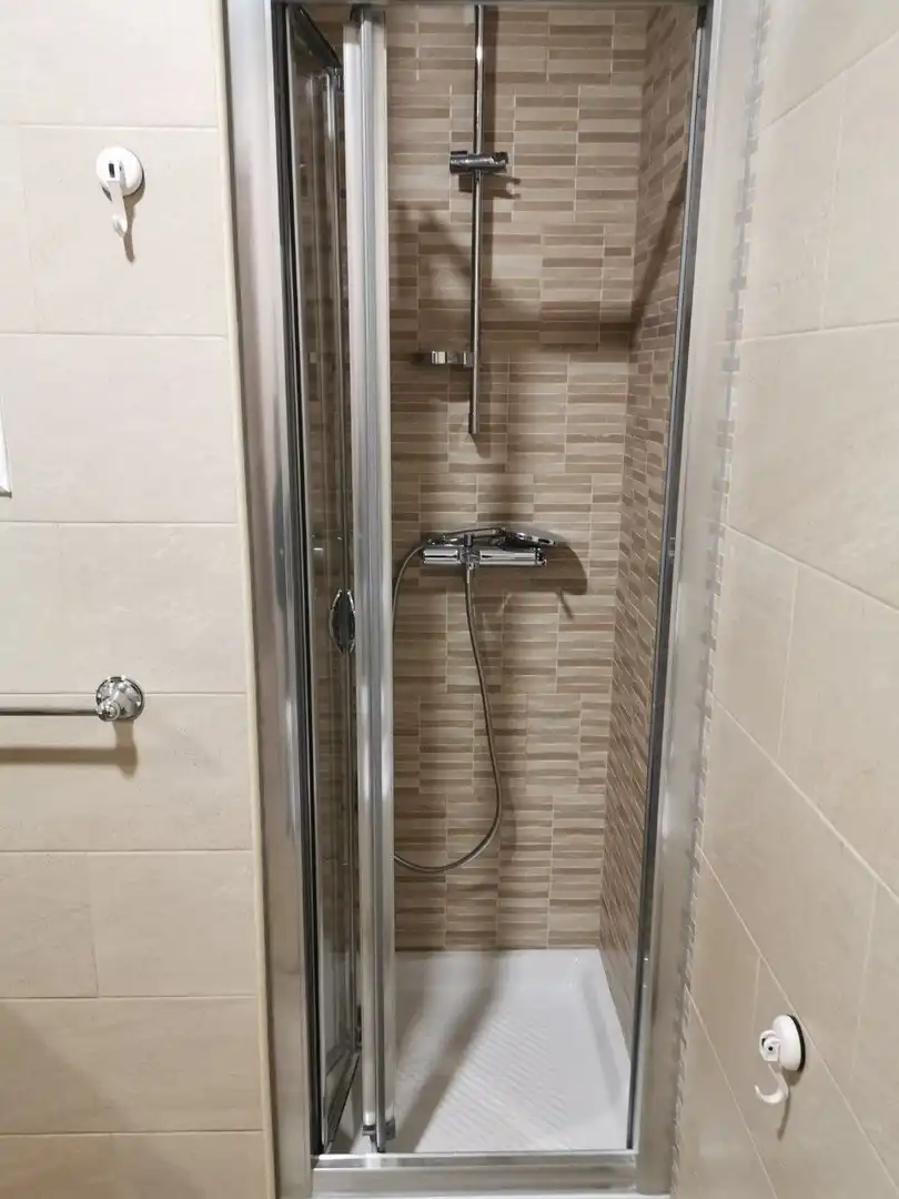 Badezimmer von Wohnung zum Verkauf in Mollet del Vallès mit Klimaanlage, Parkett und Abstellraum