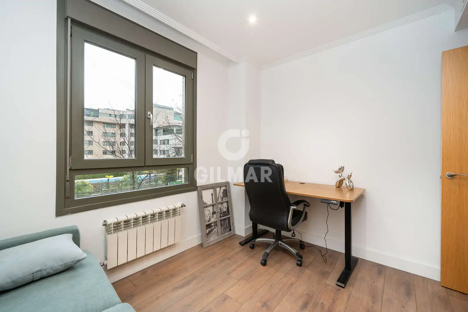 Bedroom of Flat for sale in Madrid  with Heating, Private garden and Storage room